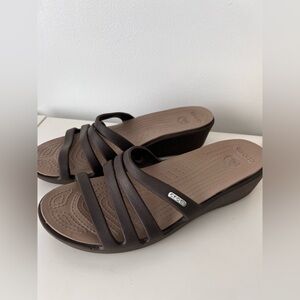 CROCS Women's Dark Brown Strappy Wedge Sandals